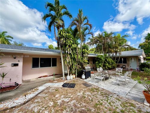 2-905 Se 13th Street, Fort Lauderdale, FL, 33316 | Card Image