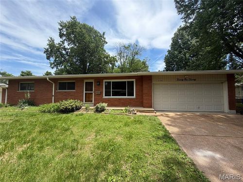 2120 Argo Drive, Florissant, MO, 63031 | Card Image