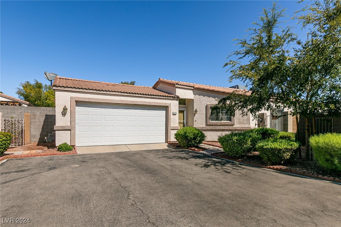 Jewel Canyon Dr, Las Vegas, NV 89122