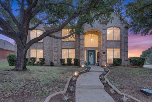 901 Brittany Dr, Lewisville, TX, 75067-7493 | Card Image