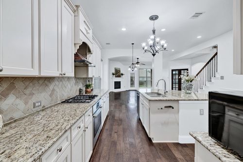 3000 Bella Lago Dr, Denton, TX, 76210-8076 | Card Image