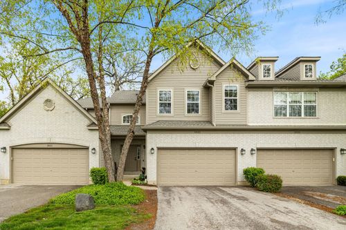 2833 Granite Ct, Crystal Lake, IL, 60012-2609 | Card Image