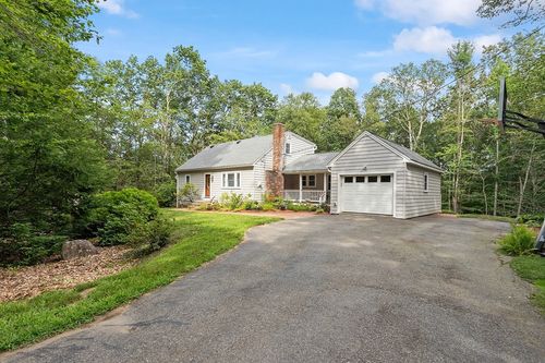 13 Calamint Hill Rd S, Princeton, MA, 01541-2002 | Card Image