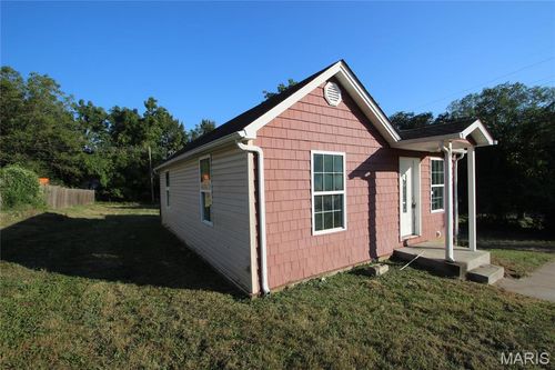 313 Edgewood St, Park Hills, MO, 63601-2043 | Card Image