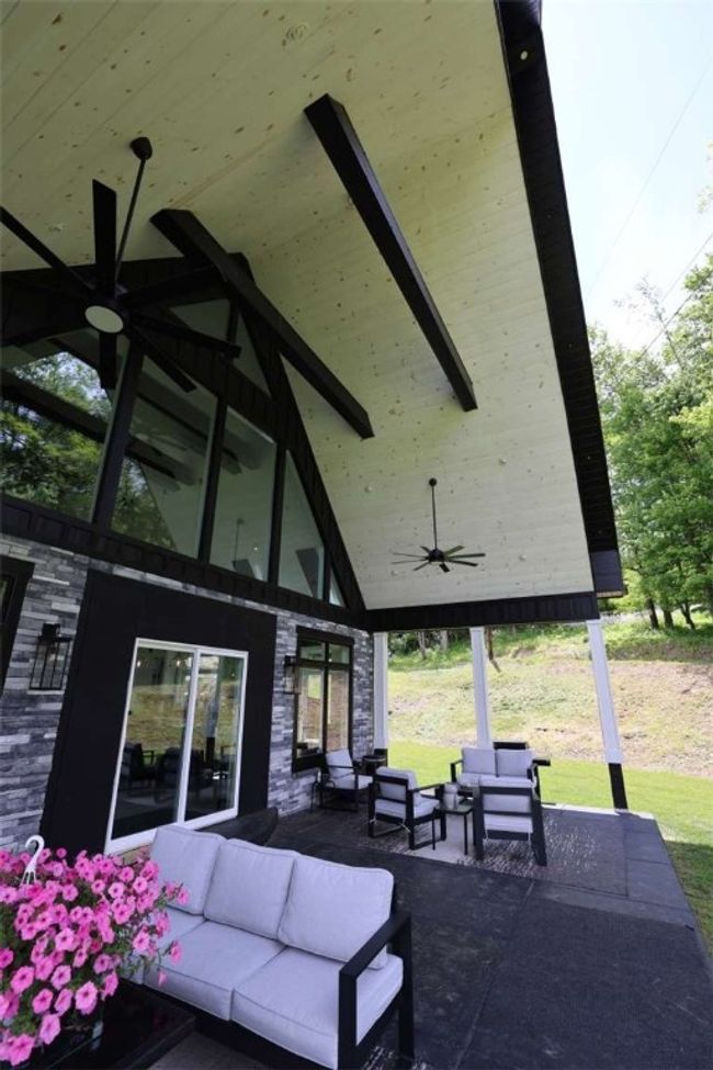 267 Reibold Rd, House other with 3 bedrooms, 3 bathrooms and null parking in Forward Twp - BUT PA | Image 19