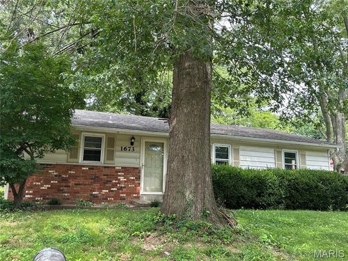 1673 Westwood Dr, Cape Girardeau, MO, 63701-2461 | Card Image