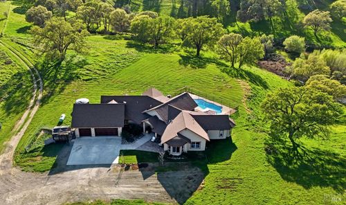 7561 Pleasants Valley Rd, Vacaville, CA, 95688-9005 | Card Image