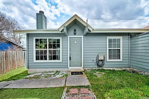 9626 Bratton Dr, San Antonio, TX, 78245-1548 | Card Image