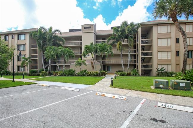 APT-304 - 4490 Sandpebble Trce, Condo with 2 bedrooms, 2 bathrooms and null parking in STUART FL | Image 34