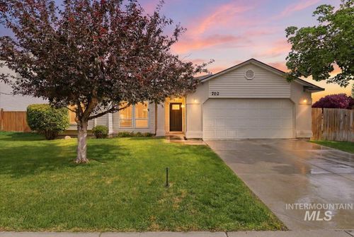 702 W Crimson Loop, Nampa, ID, 83686-4944 | Card Image