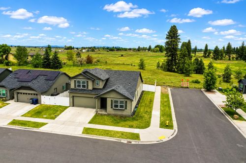 8802 W 8th Ave, Spokane, WA, 99224-7800 | Card Image
