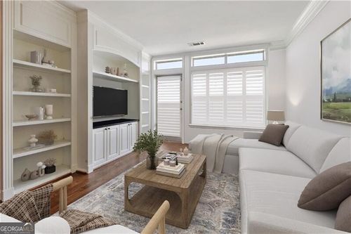 109-3334 Peachtree Rd Ne, Atlanta, GA, 30326-6803 | Card Image