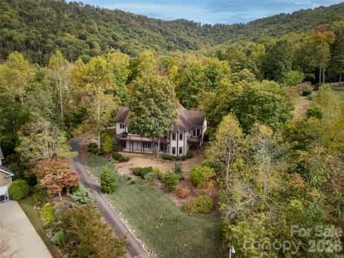 142 Twin Courts Dr, Weaverville, NC, 28787-8809 | Card Image