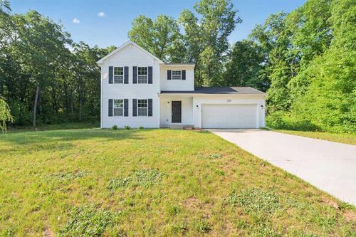3828 Ryan Woods Cir, Allegan, MI, 49010-8925 | Card Image