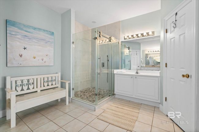 Bathroom | Image 24