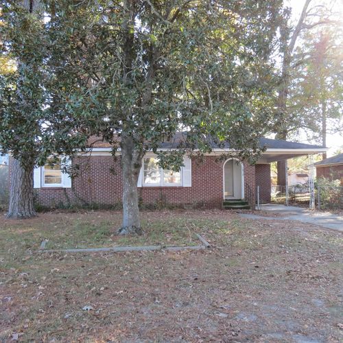 1810 W 32nd Ave, Pine Bluff, AR, 71603-5818 | Card Image