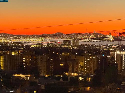 304-2 Panoramic Way, Berkeley, CA, 94704-1834 | Card Image