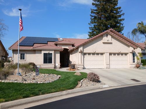 2485 Presidential Dr, Tulare, CA, 93274-8338 | Card Image