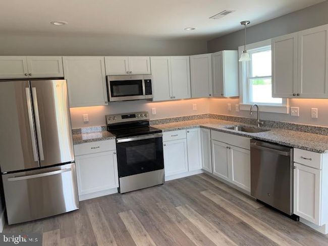 174 Bank St, Townhouse with 3 bedrooms, 2 bathrooms and null parking in MOUNT JACKSON VA | Image 7