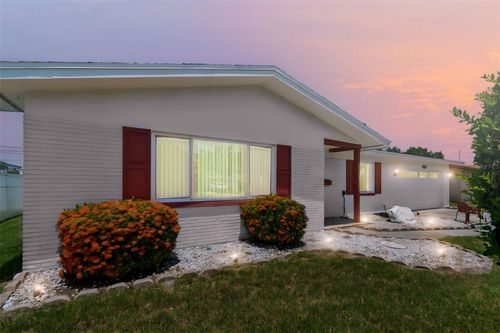 1836 Princeton Dr, CLEARWATER, FL, 33765-1419 | Card Image