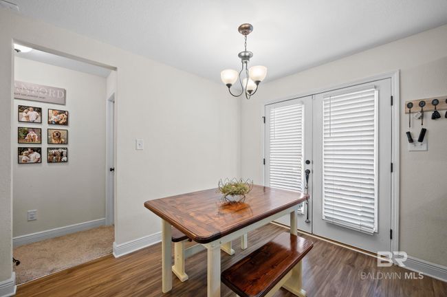 Dining Area | Image 10
