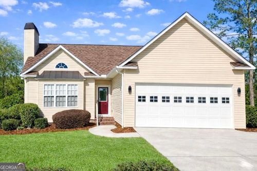 127 Westchester Cir, Dublin, GA, 31021-3893 | Card Image