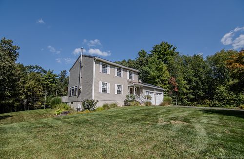 15 Windswept Dr, Woodstock, CT, 06281-1913 | Card Image