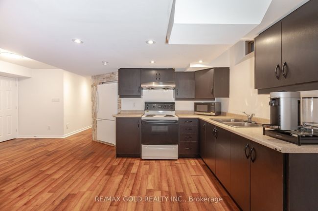 61 Birch Tree Trail, House other with 6 bedrooms, 5 bathrooms and 4 parking in Brampton ON | Image 22