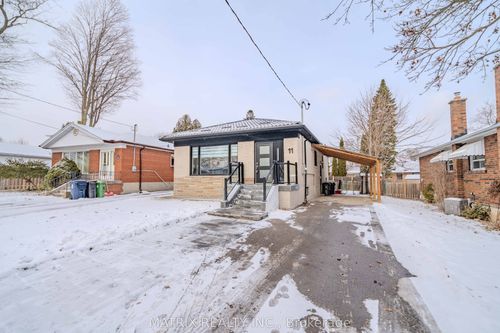 11 Chandler Dr, Scarborough, ON, M1G1Z1 | Card Image