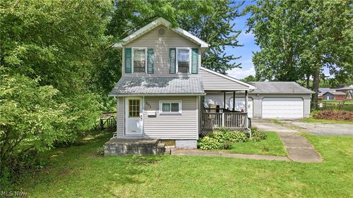 301 Porter Ave, Campbell, OH, 44405-1405 | Card Image