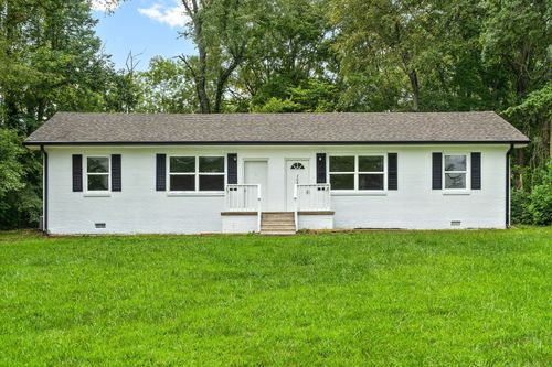 708 Britton Springs Rd, CLARKSVILLE, TN, 37042-5015 | Card Image