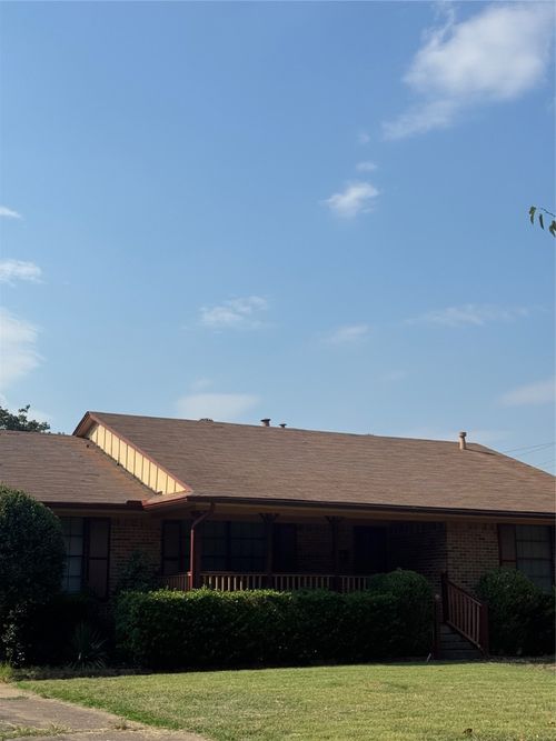 11031 Genetta Dr, Dallas, TX, 75228-2467 | Card Image