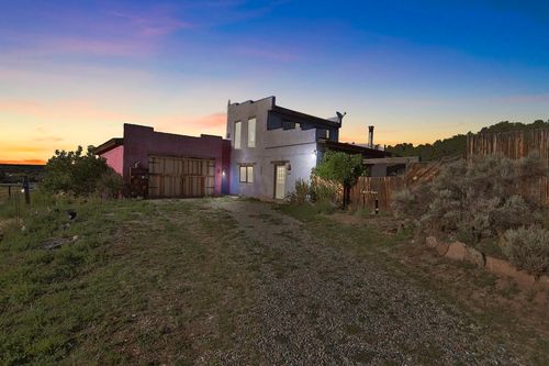 803 State Highway 522, Arroyo Hondo, NM, 87513-8049 | Card Image