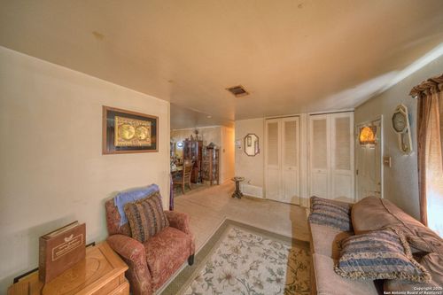 119 Pentonville Dr, Schertz, TX, 78154-2422 | Card Image