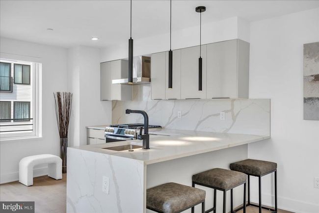 2618 E Hagert St, Townhouse with 3 bedrooms, 3 bathrooms and null parking in PHILADELPHIA PA | Image 7
