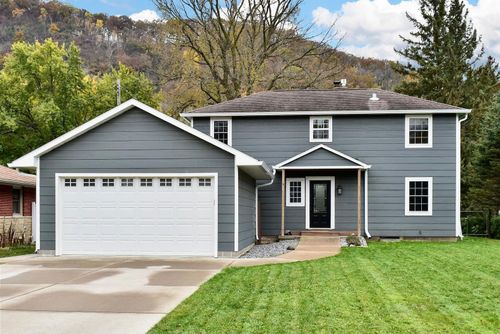 1751 Gilmore Ave, Winona, MN, 55987-2110 | Card Image