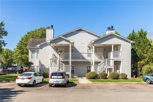 7104 Riverview Knoll Ct, Clemmons, NC, 27012-7730 | Card Image