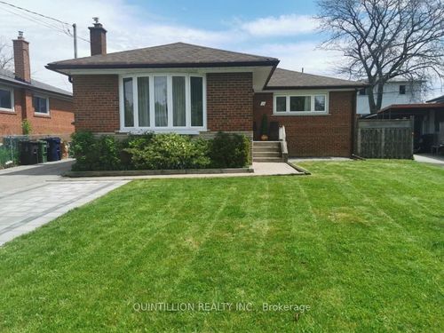 17 Tordale Cres, Scarborough, ON, M1P3X4 | Card Image