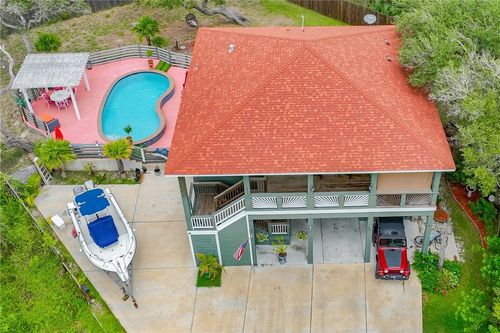 21 Bahama St S, Rockport, TX, 78382-7686 | Card Image