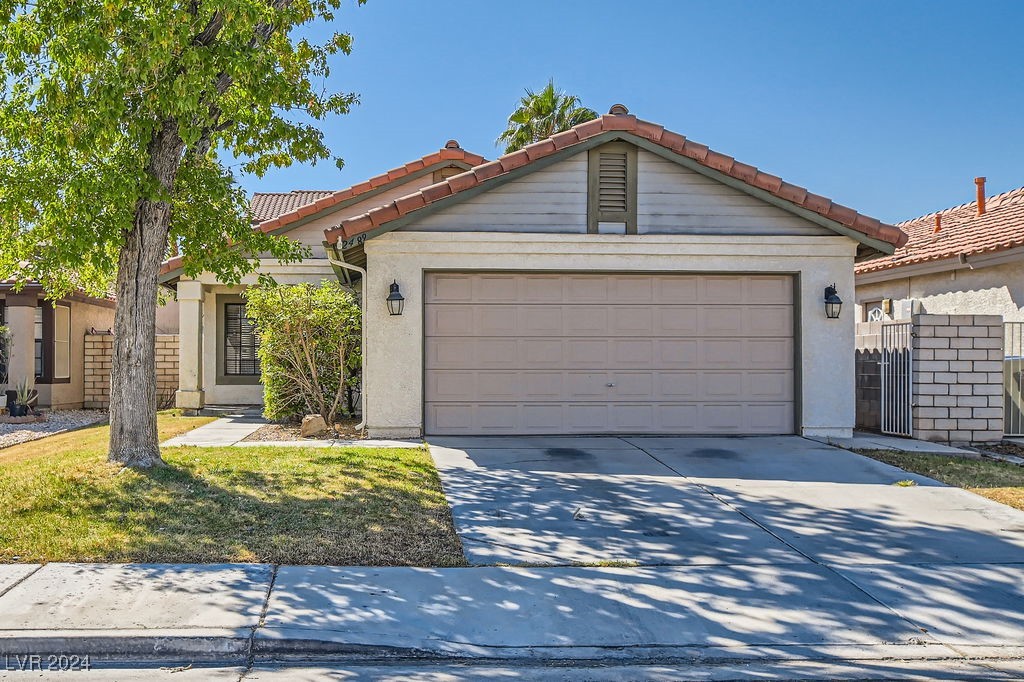 Muirfield Ave, Henderson, NV 89074