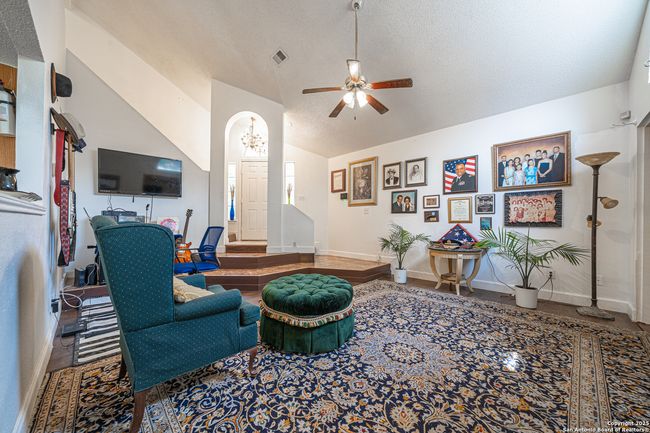 9907 Autumn Vly, House other with 4 bedrooms, 3 bathrooms and null parking in Converse TX | Image 6