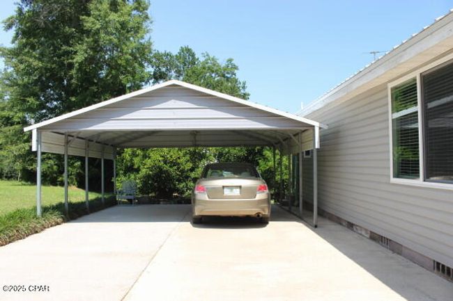 2100 Third Ave, House other with 3 bedrooms, 3 bathrooms and null parking in Sneads FL | Image 7