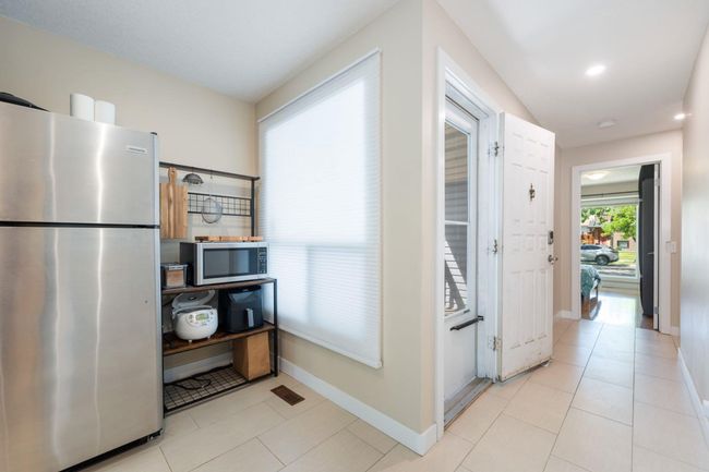 8003 Ranchview Drive Nw, House other with 4 bedrooms, 3 bathrooms and 3 parking in Calgary AB | Image 5