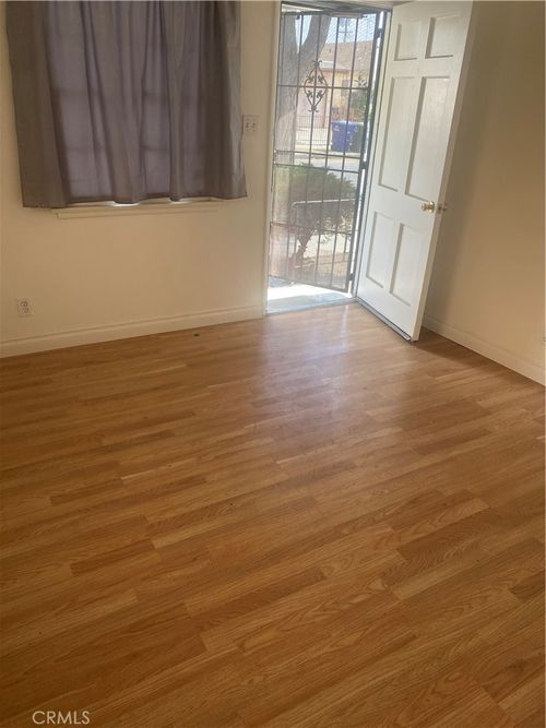 3030 Nebraska Ave, South Gate, CA, 90280-4167 | Card Image