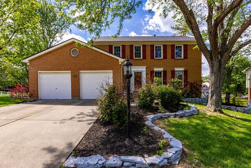 7497 Rolling Meadows Dr, West Chester, OH, 45069 | Card Image