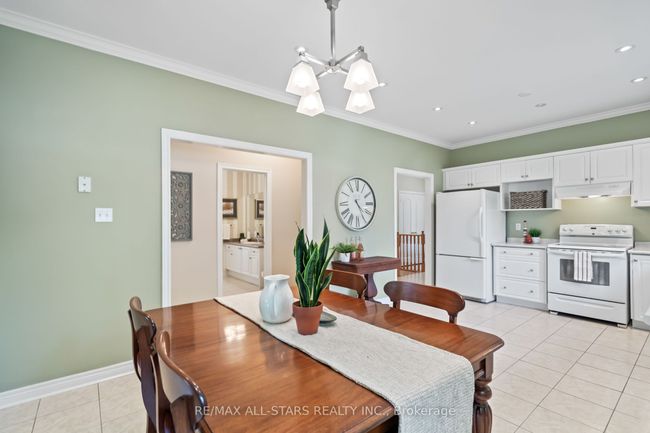 1 Caseton Cres, House other with 2 bedrooms, 3 bathrooms and 4 parking in Uxbridge ON | Image 12