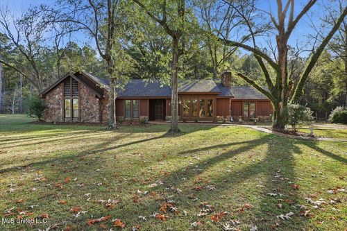 3668 N Liberty St, Canton, MS, 39046-3109 | Card Image