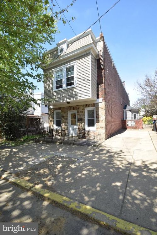 1811 W 5th St, WILMINGTON, DE, 19805-3001 | Card Image