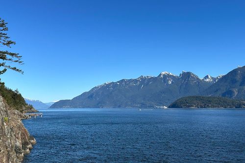 1545 Eagle Cliff Rd, Bowen Island, BC, V0N1G1 | Card Image