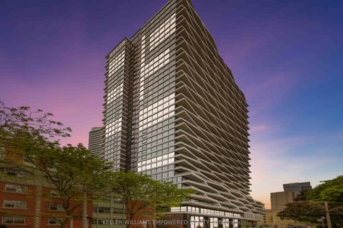 721-85 Wood St, Toronto, ON, M4Y0E8 | Card Image
